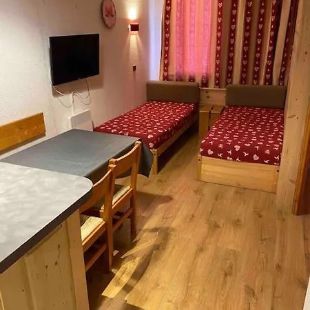 Aux Coches Skis Aux Pieds *