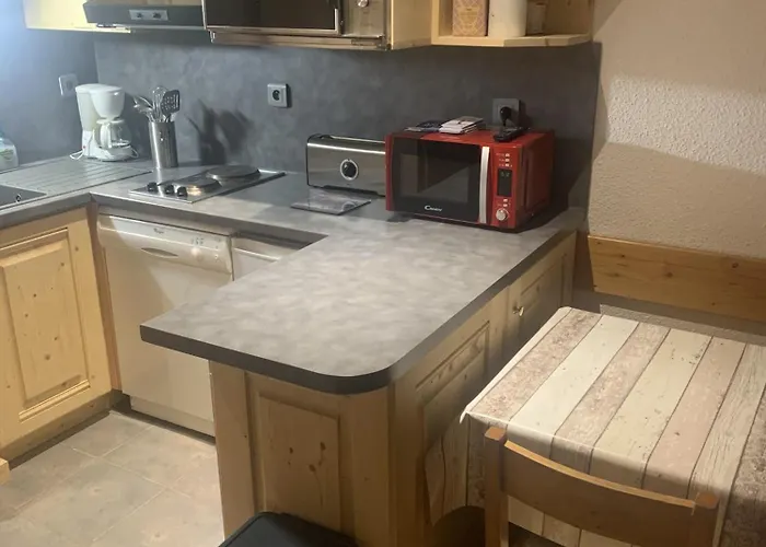 Aux Coches Skis Aux Pieds *