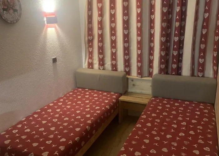 Aux Coches Skis Aux Pieds Apartment La Plagne